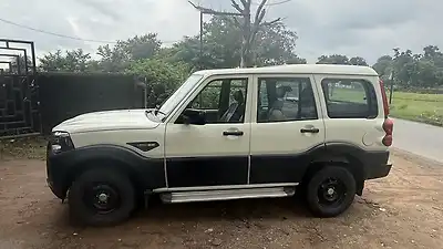 2019 Mahindra Scorpio S3 2WD 7 STR 1
