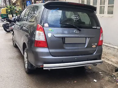 2013 Toyota Innova 2.5 GX 7 STR BS-IV 1