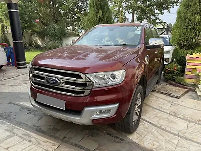 2016 Ford Endeavour Titanium 3.2 4x4 AT 1