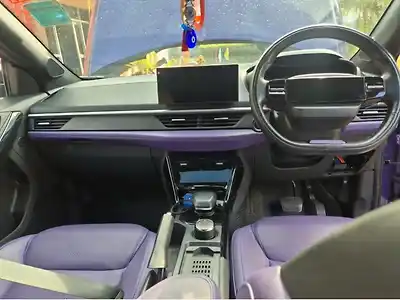 Second Hand टाटा नेक्सन फ़ीयरलेस प्लस (S) पर्पल 1.2 पेट्रोल 7 डीसीए ड्युअल टोन [2023-2025] in भुवनेश्वर