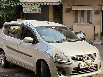 2013 मारुति सुज़ुकी अर्टिगा ज़ेडडीआई 1
