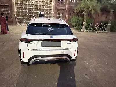 2024 Maruti Suzuki Fronx Alpha Petrol 1.0L Turbo Manual Dual Tone 1