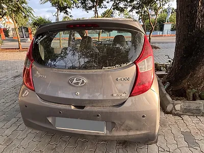 2014 Hyundai Eon Era + 1