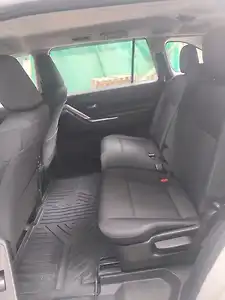 2024 टोयोटा इनोवा हायक्रॉस GX (O) Petrol Automatic (CVT) 8 STR Platinum White Pearl 1