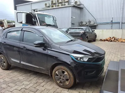 2023 Tata Tiago EV XZ Plus Long Range [2022-2025] 1