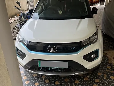 2021 टाटा नेक्सन ईवी xz प्लस लक्स 1 2021 टाटा नेक्सन ईवी xz प्लस लक्स 1