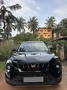 2025 महिंद्रा XUV 3XO AX5 Petrol 1.2L Turbo Automatic (TC) 1 2025 महिंद्रा XUV 3XO AX5 Petrol 1.2L Turbo Automatic (TC) 1