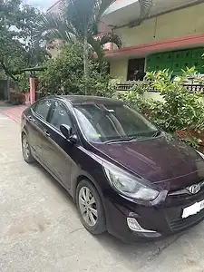 2012 हुंडई वरना फ़्लूइडीक 1.6 crdi sx 1