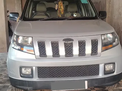 Second Hand Mahindra TUV300 T10 in Sri Vijaya Puram