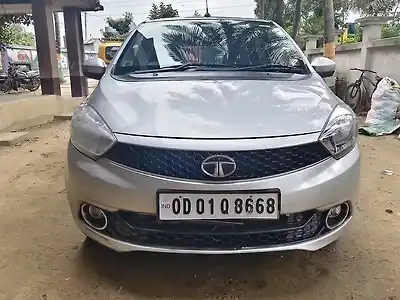2016 टाटा टियागो रेवोट्रॉन xz 1