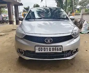 2016 टाटा टियागो रेवोट्रॉन xz 1 2016 टाटा टियागो रेवोट्रॉन xz 1