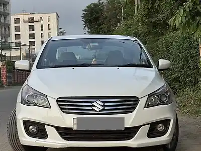 2015 मारुति सुज़ुकी सियाज ज़ेडडीआई एसएचवीएस 1