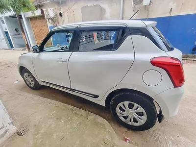Second Hand Maruti Suzuki Swift VXi in Satna