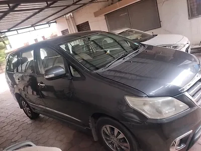 2015 Toyota Innova 2.5 VX BS III 8 STR 1