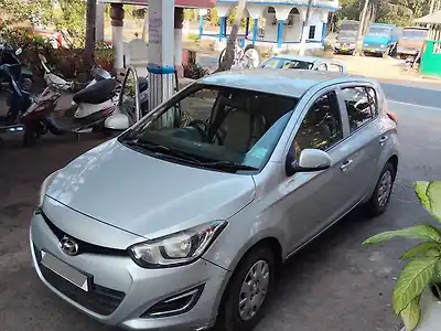 Second Hand हुंडई i20 मैग्ना 1.2 in मडगांव