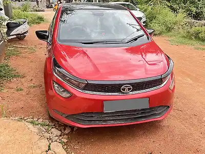2023 टाटा अल्ट्रोज़ xz पेट्रोल 1