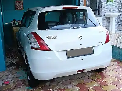2016 मारुति सुज़ुकी स्विफ़्ट विंडसॉन्ग लिमिटेड एडिशन वीडीआई 1