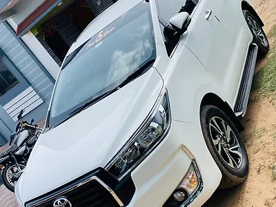 Used Toyota Innova Crysta Cars In Gandhinagar, Second Hand Toyota