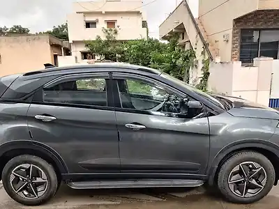 Second Hand टाटा नेक्सन क्रिएटिव 1.5 डीज़ल 6 एमटी [2023-2025] in बीजापुर