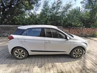 2015 हुंडई एलीट i20 स्पोर्टज़ 1.2 1