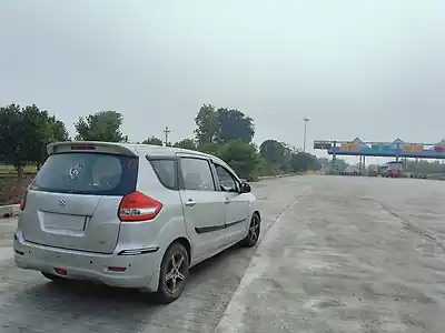 Second Hand मारुति सुज़ुकी अर्टिगा वीडीआई in अमरावती