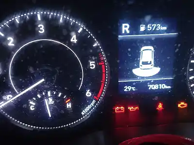 2021 हुंडई वेन्यू e 1.5 crdi 1