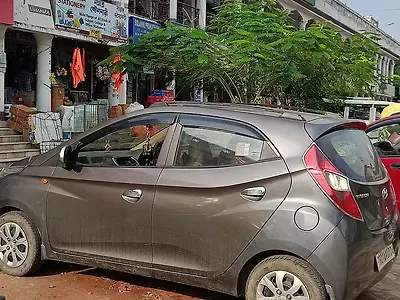 2016 Hyundai Eon Magna + 1 2016 Hyundai Eon Magna + 1
