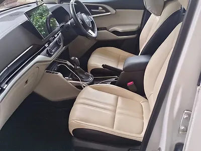 2022 Kia Carens Prestige 1.5 Diesel MT 7 STR