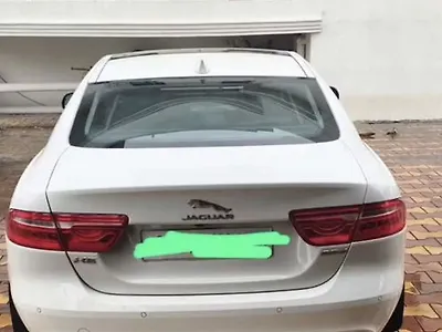 2018 Jaguar XE Prestige Diesel 1