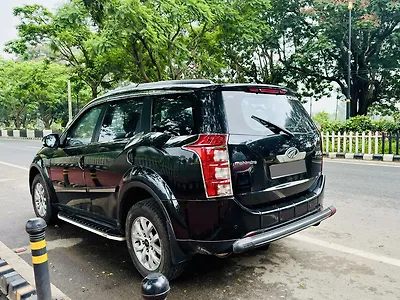 2014 Mahindra XUV500 W6 1