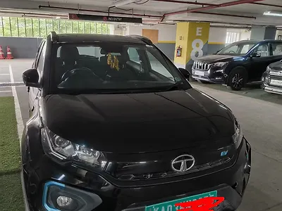 2022 Tata Nexon EV Prime XZ Plus LUX Dark Edition