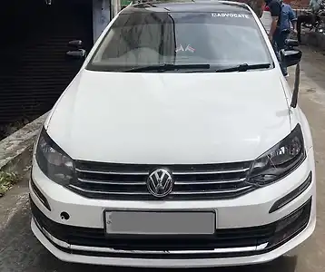 2013 Volkswagen Vento Highline Diesel 1