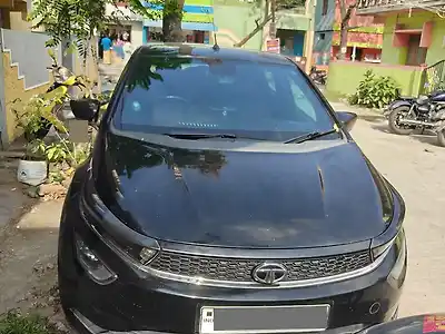 Second Hand टाटा अल्ट्रोज़ xz डीज़ल डार्क इडिशन in विल्लुपुरम