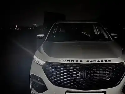 Second Hand एमजी हेक्टर प्लस शार्प 1.5 पेट्रोल टर्बो हाइब्रिड एमटी 6-str in कोललाम