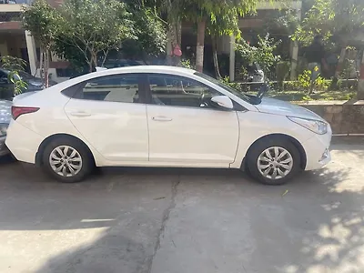 Second Hand Hyundai Verna EX 1.4 CRDi in Bhopal