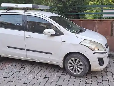 2012 मारुति सुज़ुकी अर्टिगा एलडीआई 1