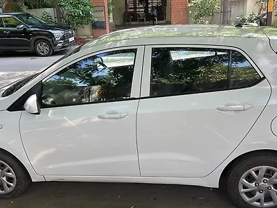 2018 हुंडई ग्रैंड i10  स्पोर्ट्ज़ (o) 1.2 कप्पा vtvt [2017-2018] 1