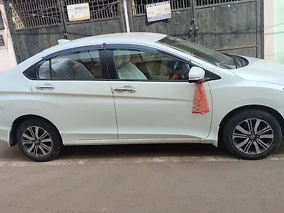 2018 Honda City Anniversary Edition Petrol 1