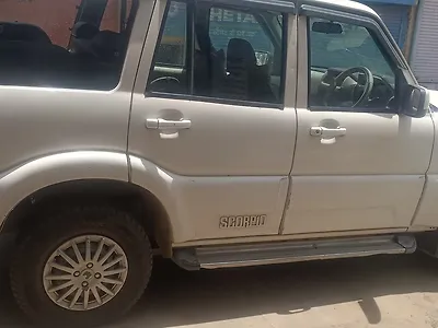 2017 Mahindra Scorpio S10 2WD Intelli-Hybrid 1