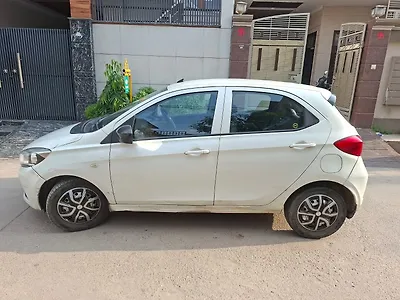 2017 Tata Tiago Revotorq XT [2016-2019] 1