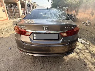 Second Hand Honda City 1.5 V MT in Gandhidham