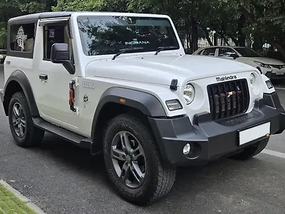 2024 Mahindra Thar LX Hard Top Petrol AT RWD