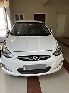 2013 Hyundai Verna Fluidic 1.6 CRDi 1 2013 Hyundai Verna Fluidic 1.6 CRDi 1