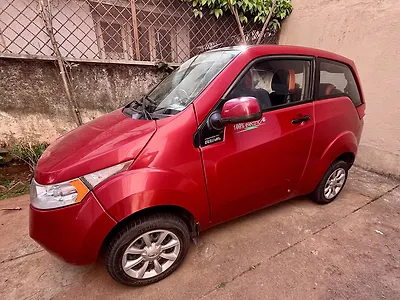 2015 Mahindra e2o T2