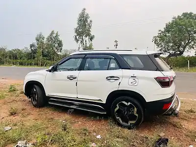 2022 हुंडई अल्काज़ार प्लेटिनम 7 STR 1.5 डीजल 1 2022 हुंडई अल्काज़ार प्लेटिनम 7 STR 1.5 डीजल 1