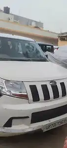 2019 Mahindra TUV300 T4 Plus 1