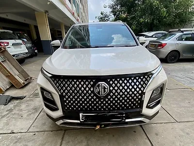 Second Hand MG Hector Sharp Pro 1.5 Turbo MT in Vijaywada
