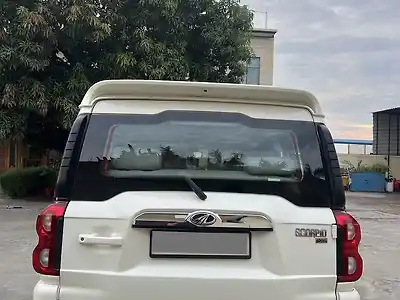 2020 महिंद्रा स्कॉर्पियो S11 Diesel Manual 1