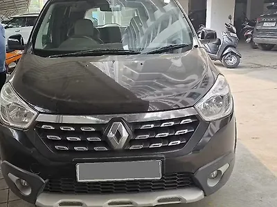 Second Hand Renault Lodgy 110 PS RXZ 7 STR STEPWAY [2015-2016] in Navsari