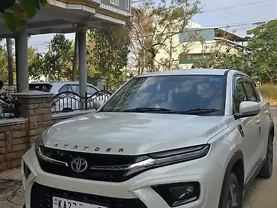 Second Hand टोयोटा अर्बन क्रूज़र हायराइडर G NeoDrive [2023-2025] in हावेरी